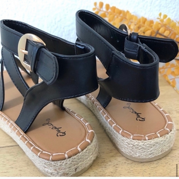 New Gladiator Wedge sandals - Picture 8 of 8